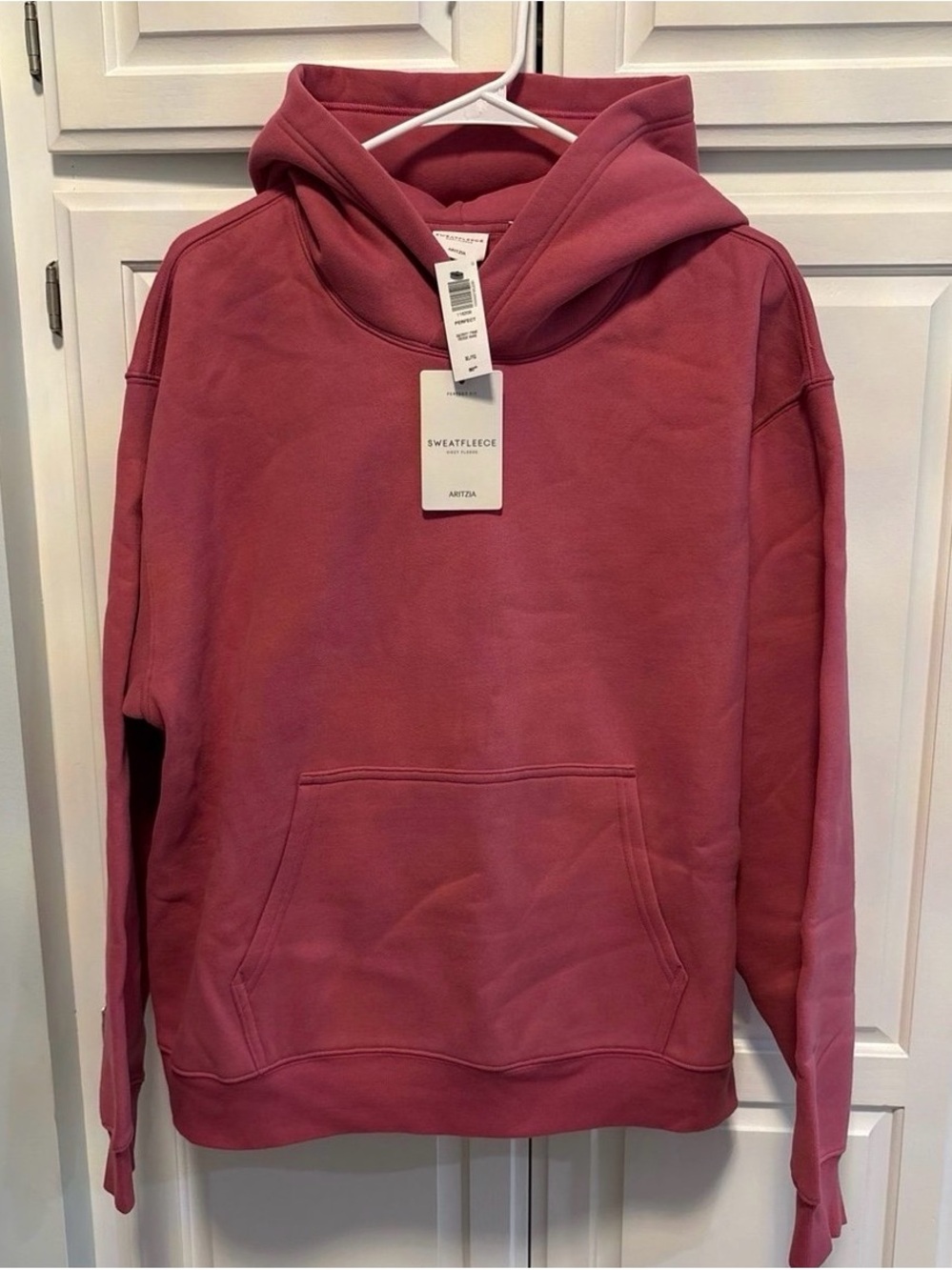 NWT Aritzia women’s Perfect Fit Sweatfleece hoodie sweatshirt - Berry Pink - XL